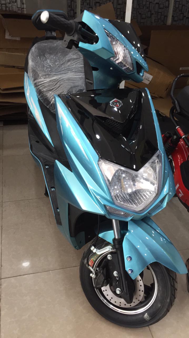 Electric Scooty JMS 650 Levish blue color - eMela